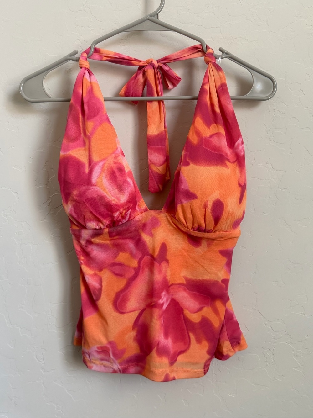 Y2K Floral Halter Tie Back Top Orange Pink Size Medium NWT Wild Fable